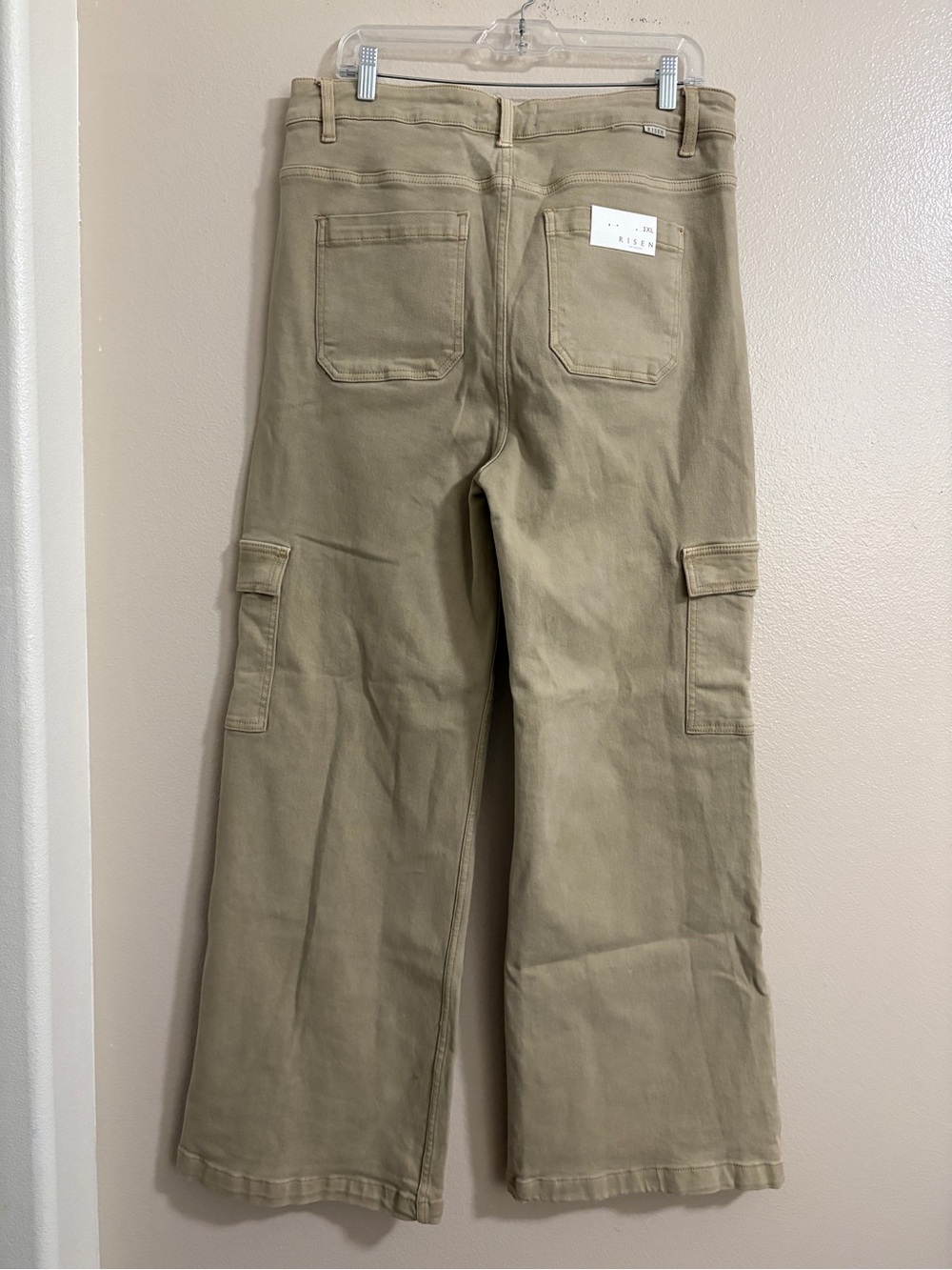 NEW RISEN Boutique Women’s High Rise Tan Khaki Cargo Jean Pants Wide Leg 1X - Picture 6 of 8